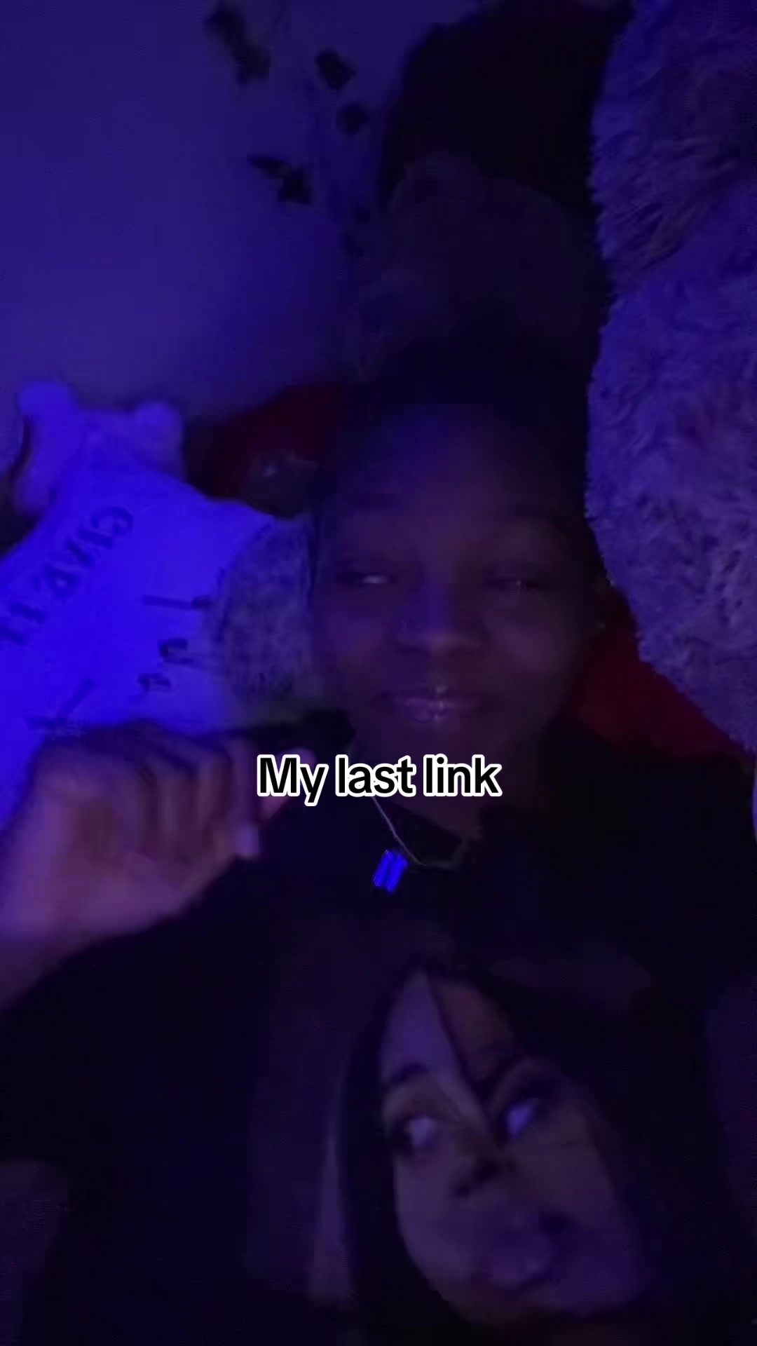 @Yogirlamaya🤭