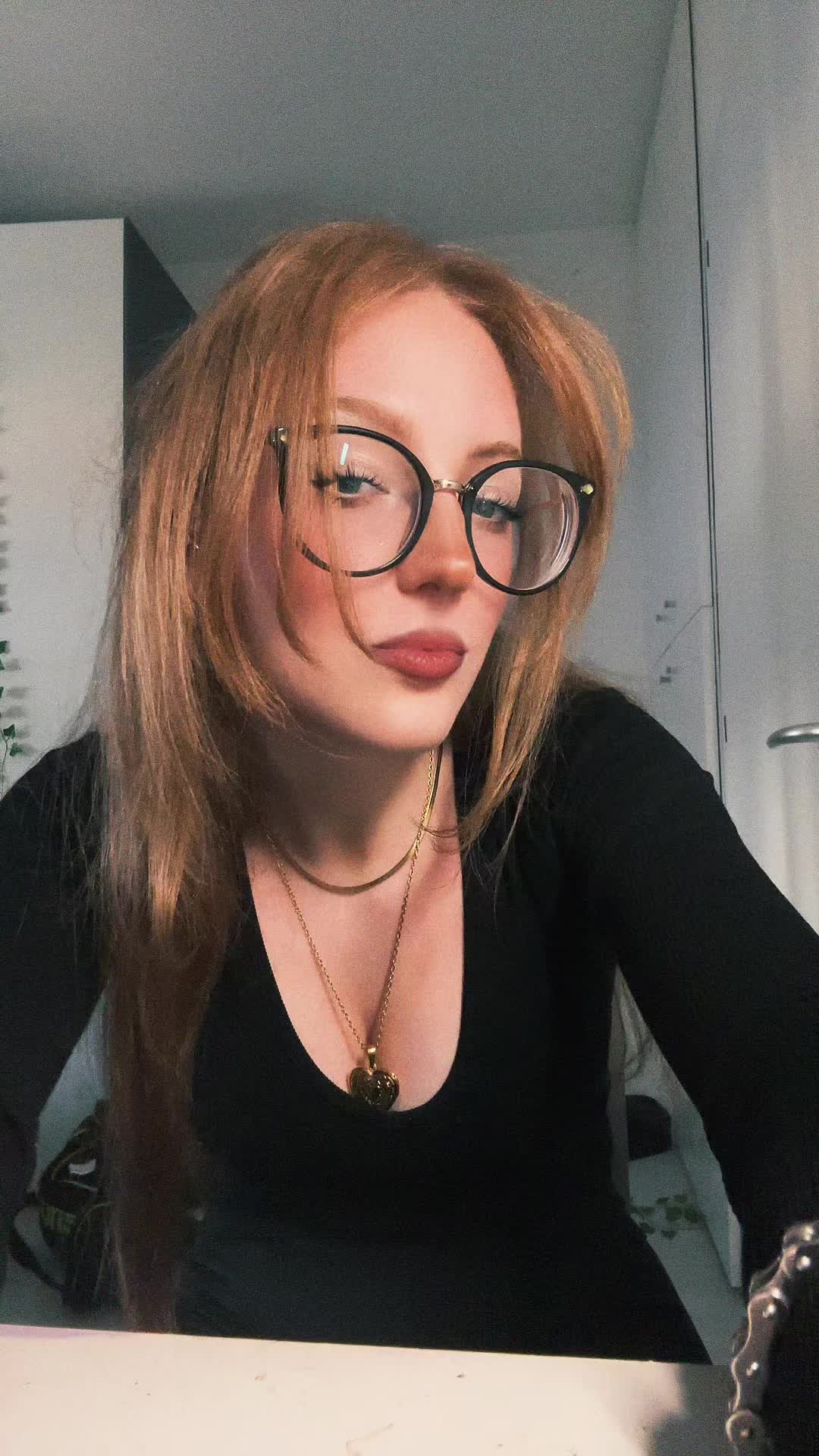 @Yuliya-๐ท๐บ๐ฎ๐น