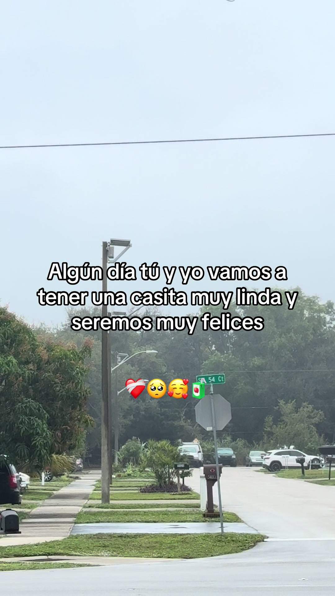 @Angelito Chay 🧃☺️