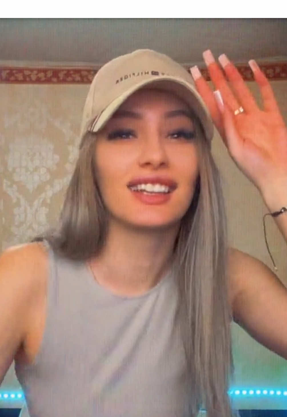 @👑NENA👑
