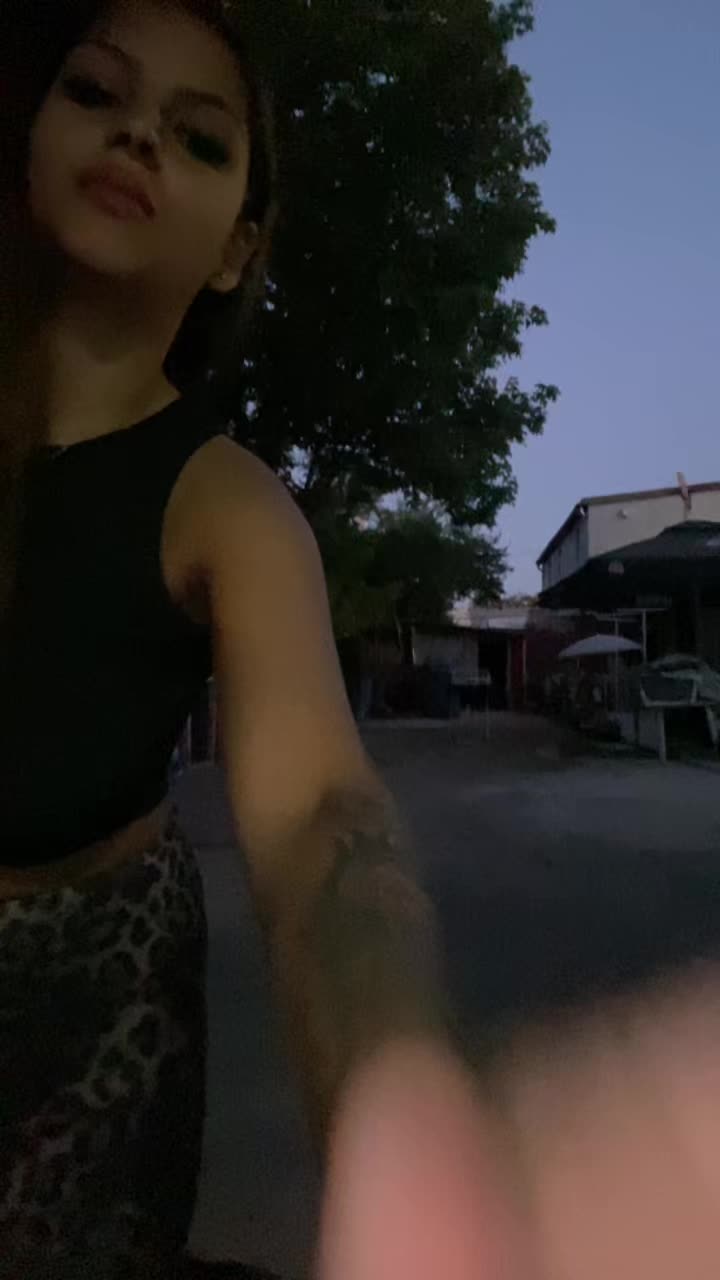 @Daniela Gabriela
