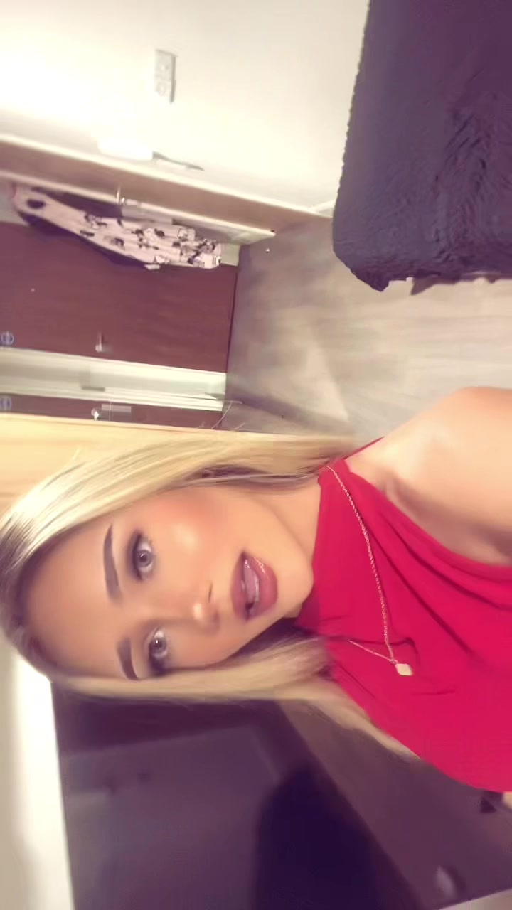 @Sophia