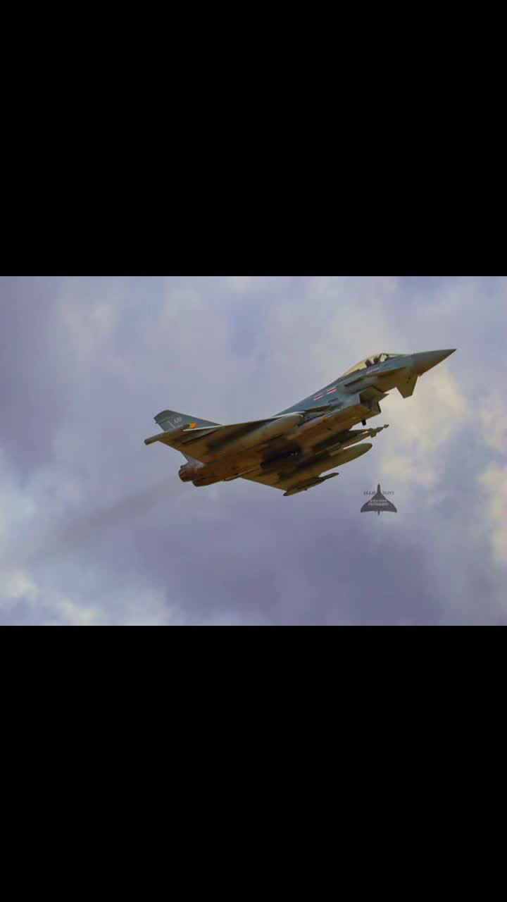 @ElliesArts&Aviation