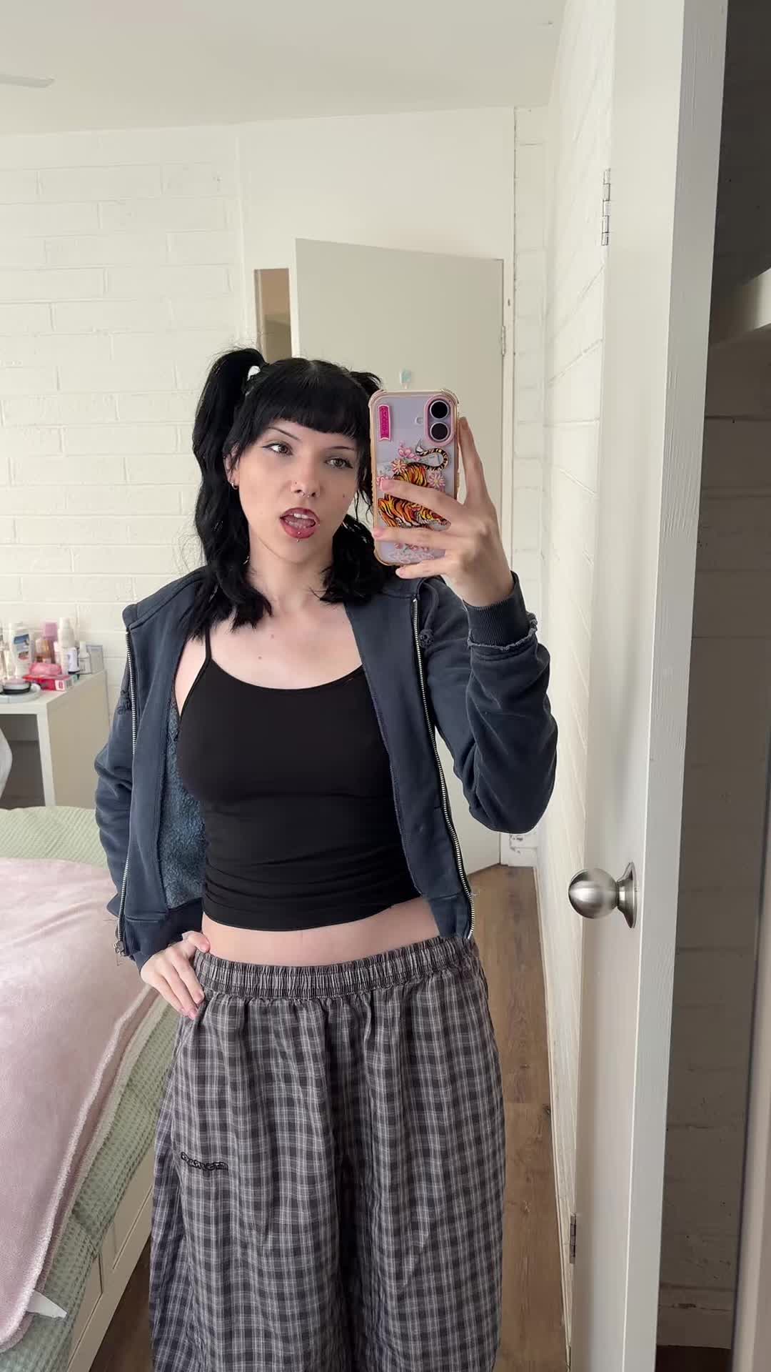 @chloe ⎕