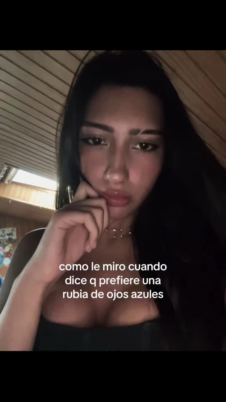 @𝓍𝓊𝑒🎐