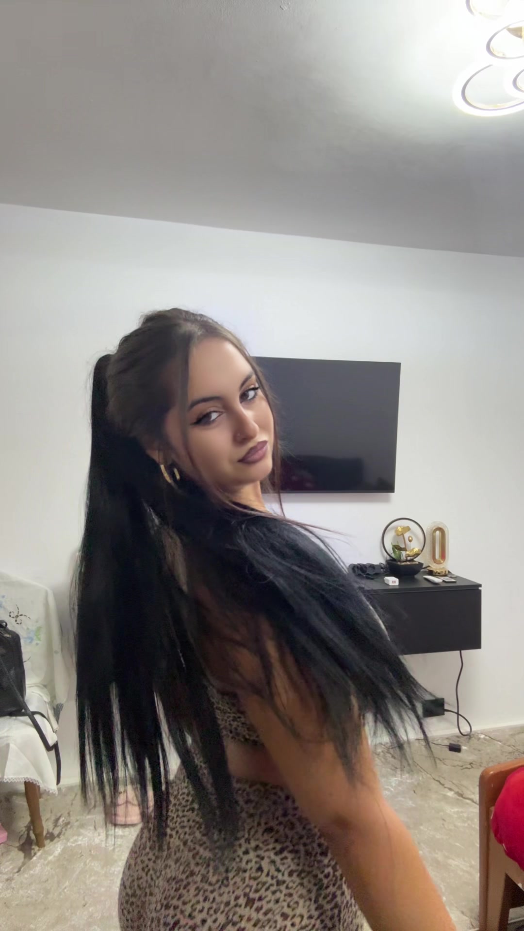 @𝓐𝓷𝓭𝓻𝓮𝓮𝓪