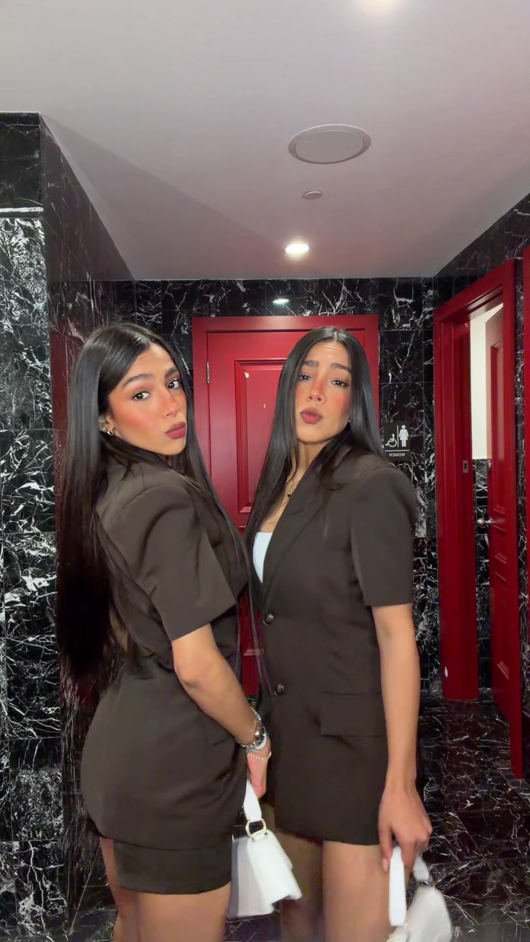 @Pedraza_twins