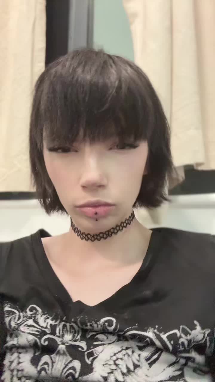 @trixellaxoxo
