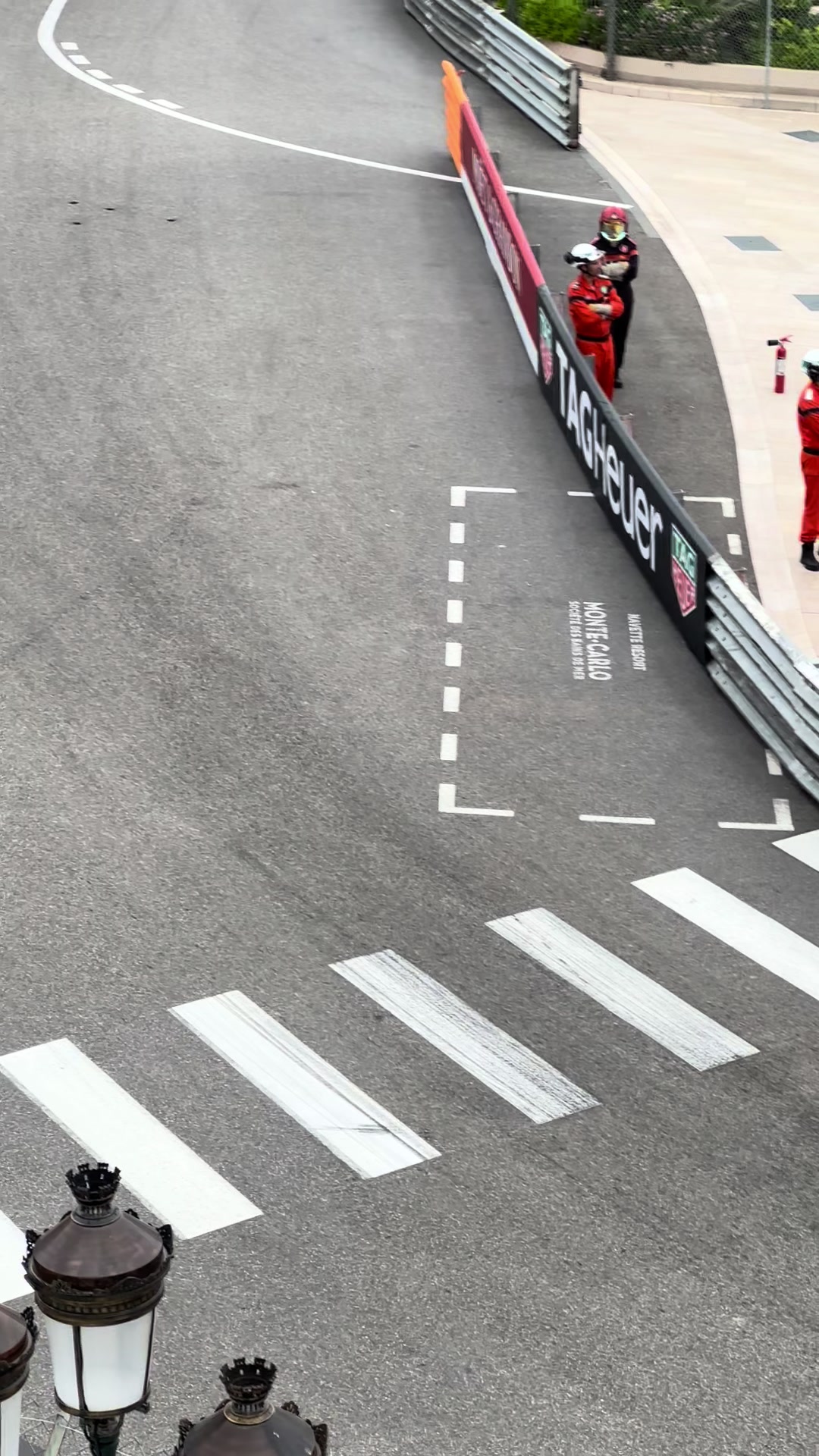 @F1
