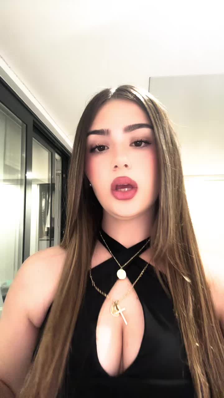 @Expósito