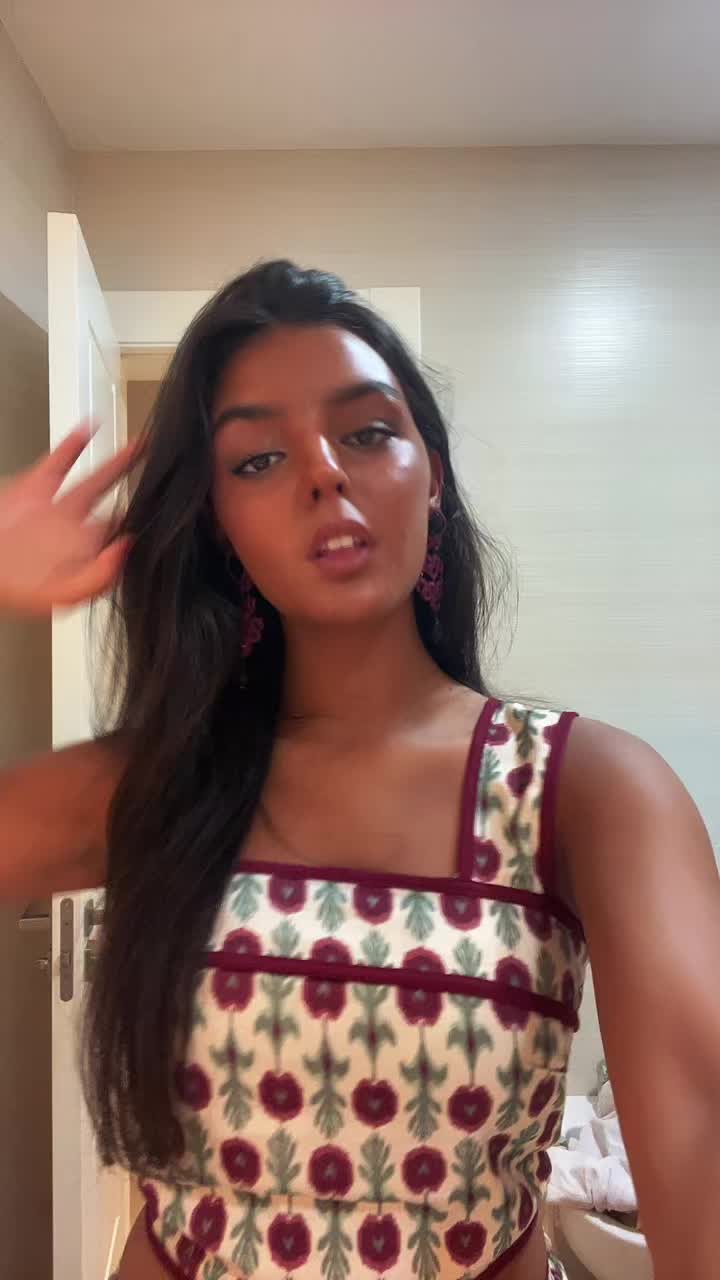 @adrianagago