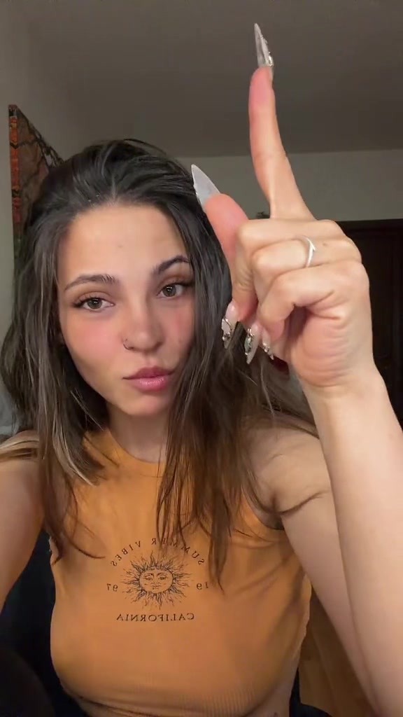 @Emma🦋