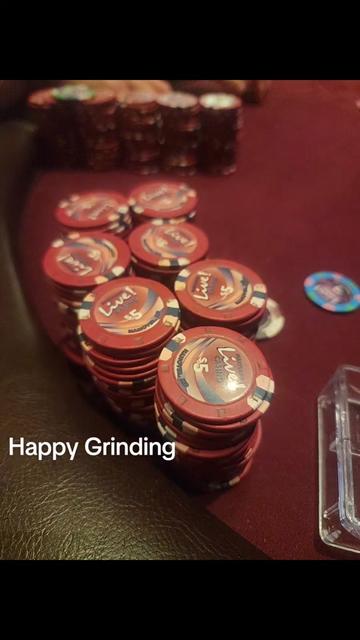 @PokerWithSara