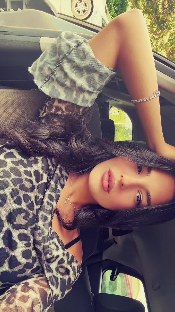 @𝐴𝑛𝑛𝑎 ﾒ𝟶