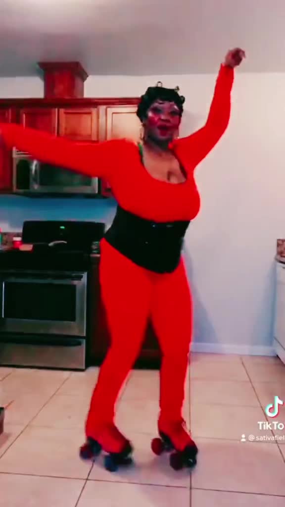 @Sativafieldz