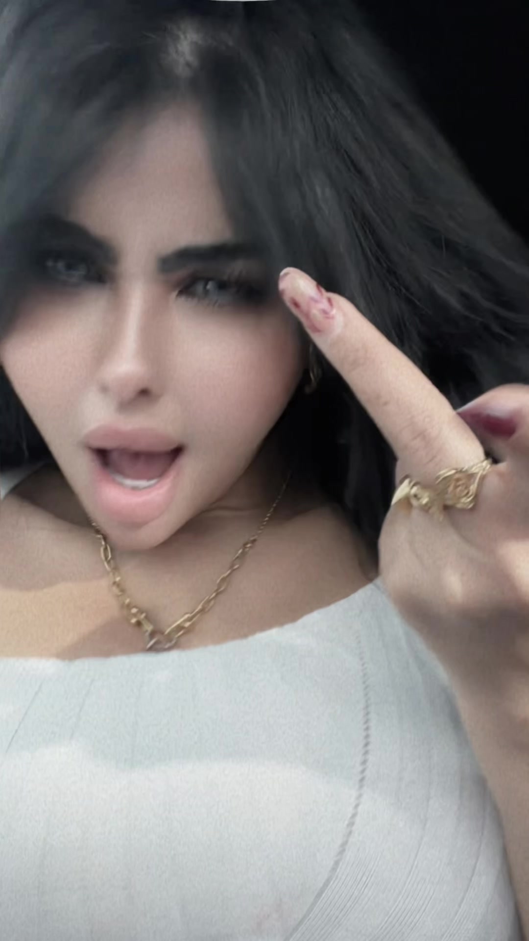 @زينة العبيدي