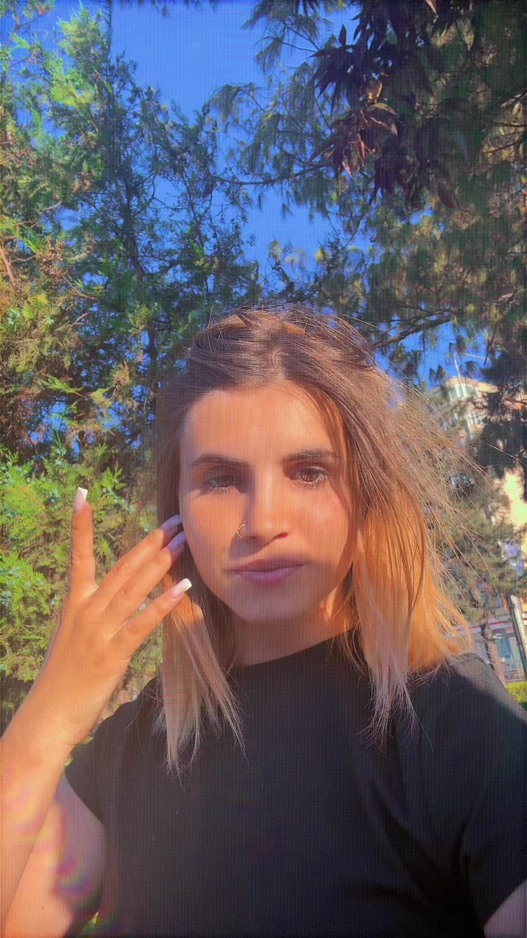 @Mihaela lindic roz