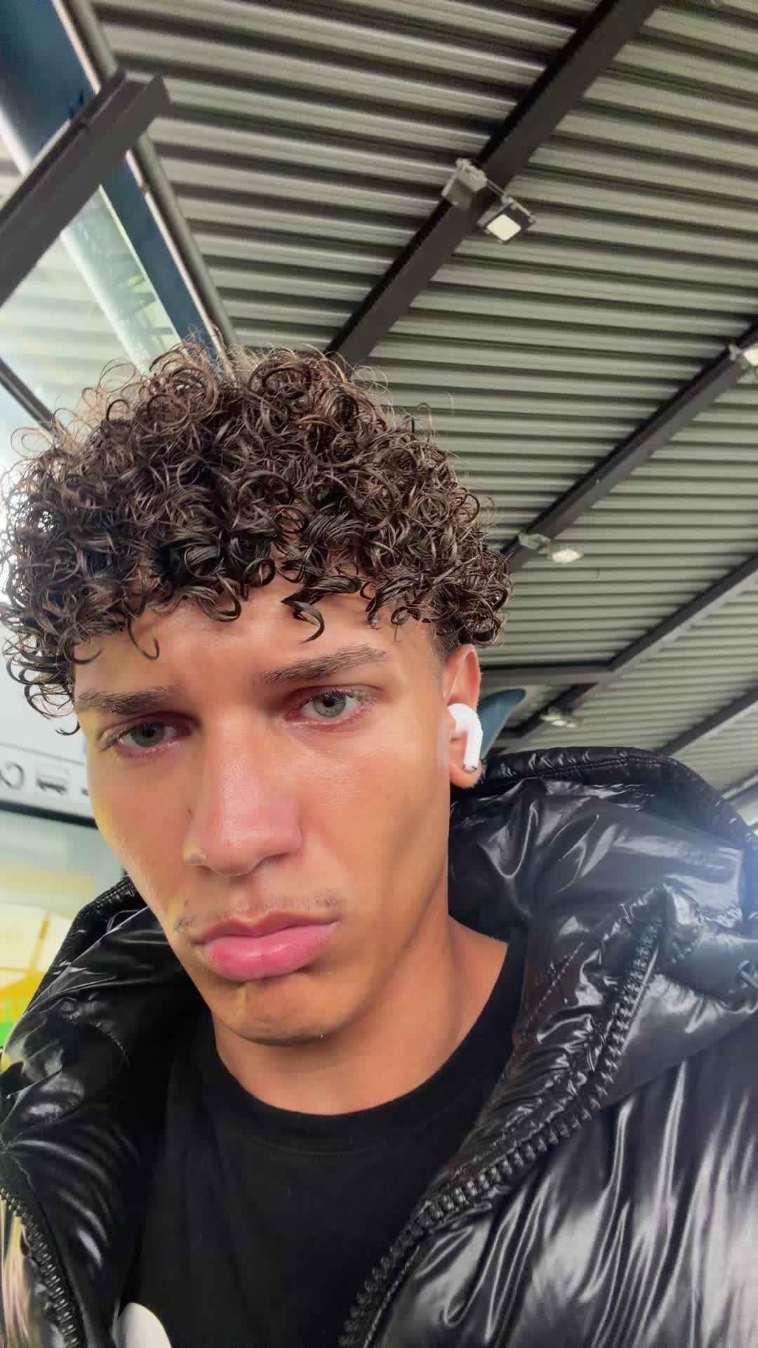@JJ