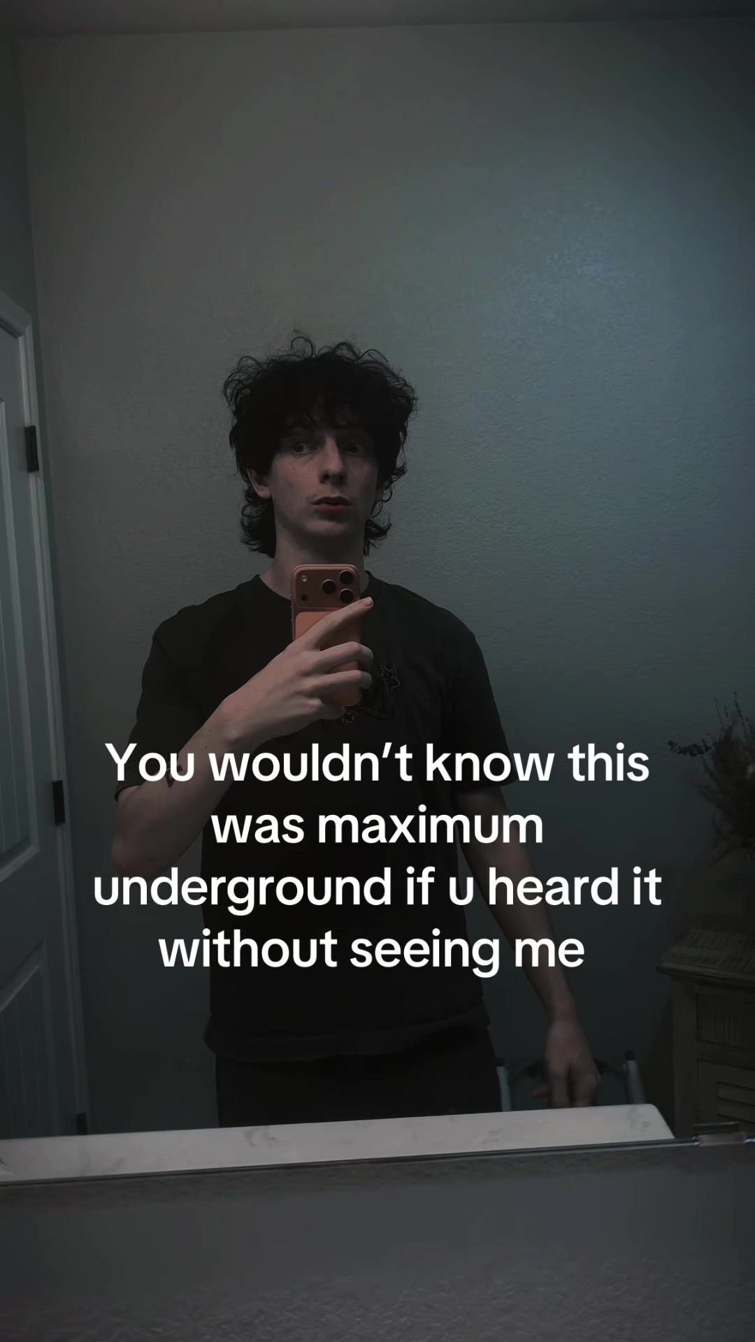 @6undr