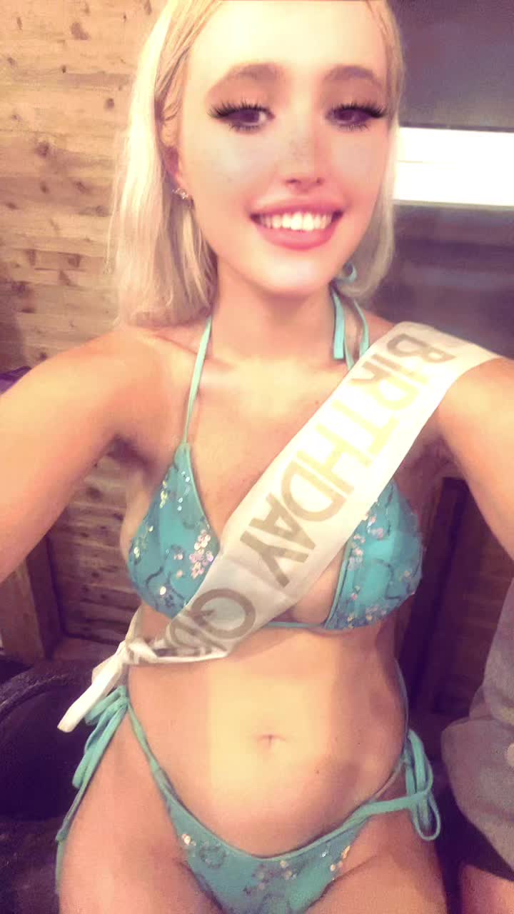 @Alexreel