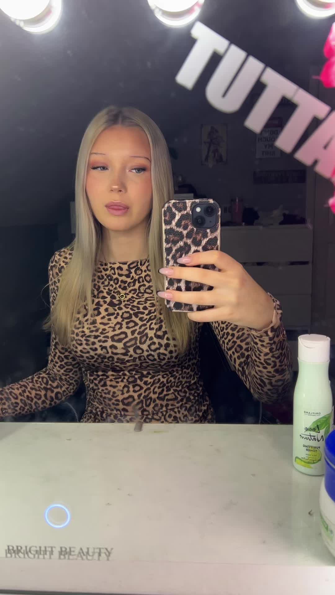 @𝓛𝓮𝓲𝓪𝓪𝓪