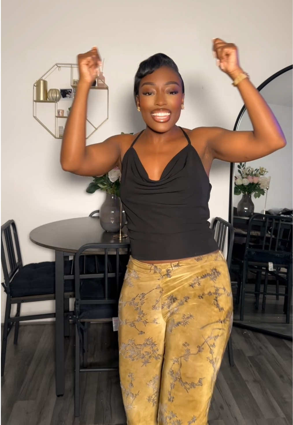 @Christiana | Beauty Creator