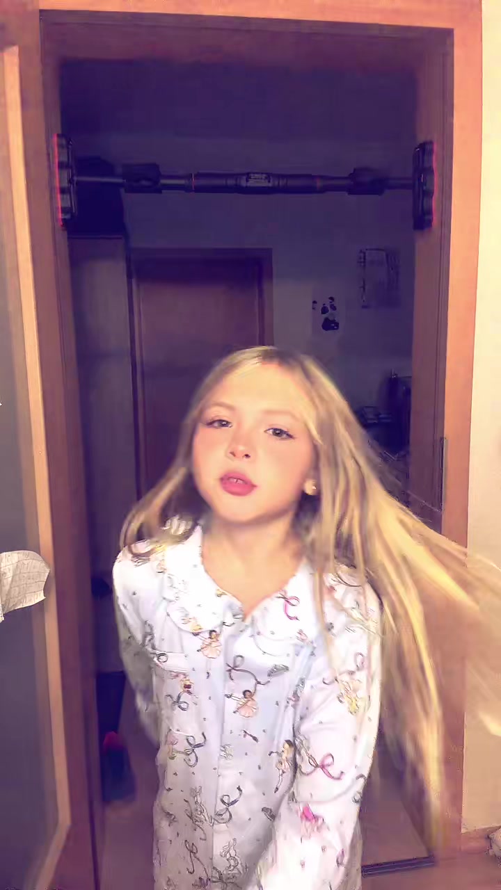 @Аріна 🐶🐭🐹🐱