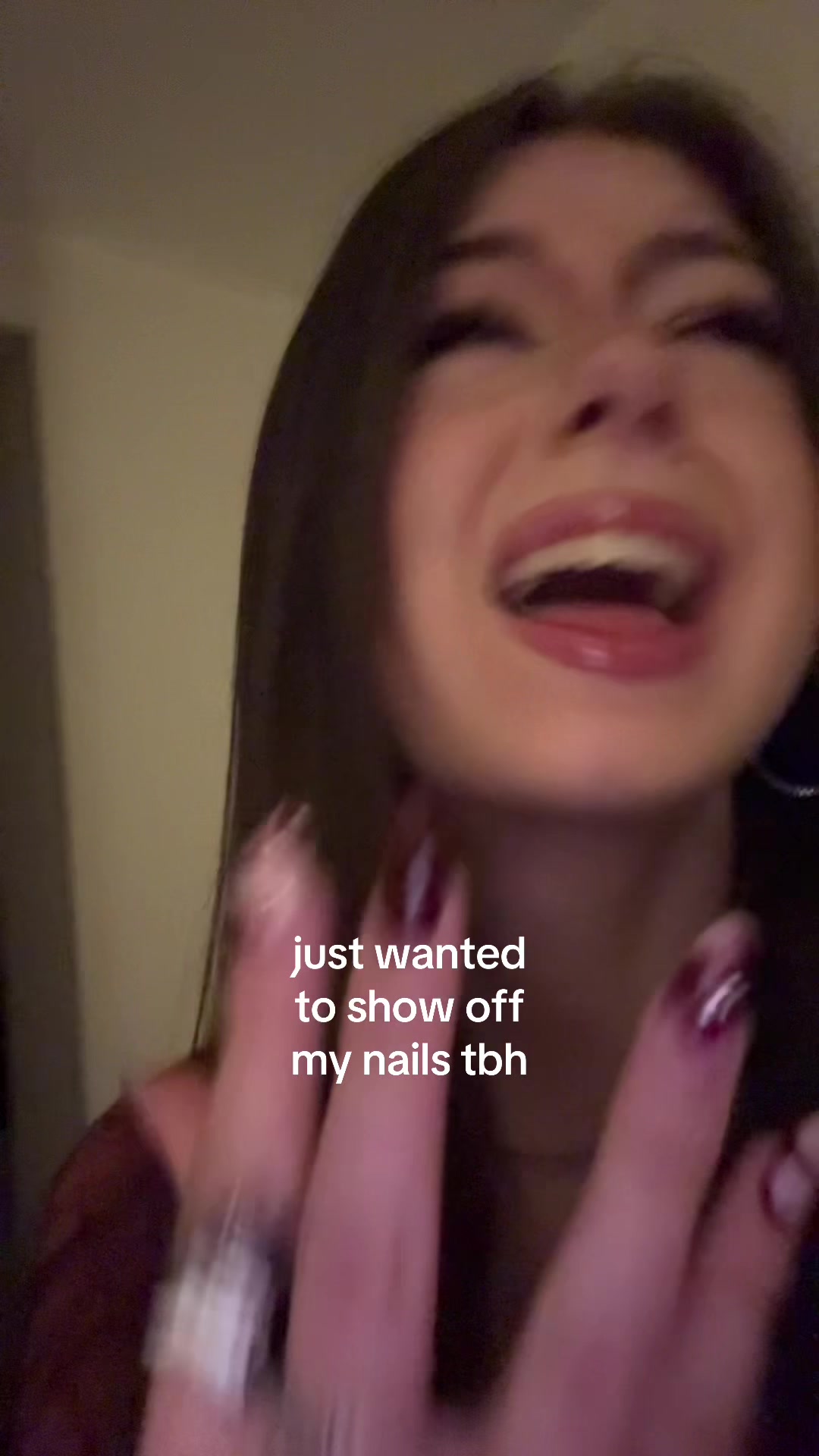 @lolarae