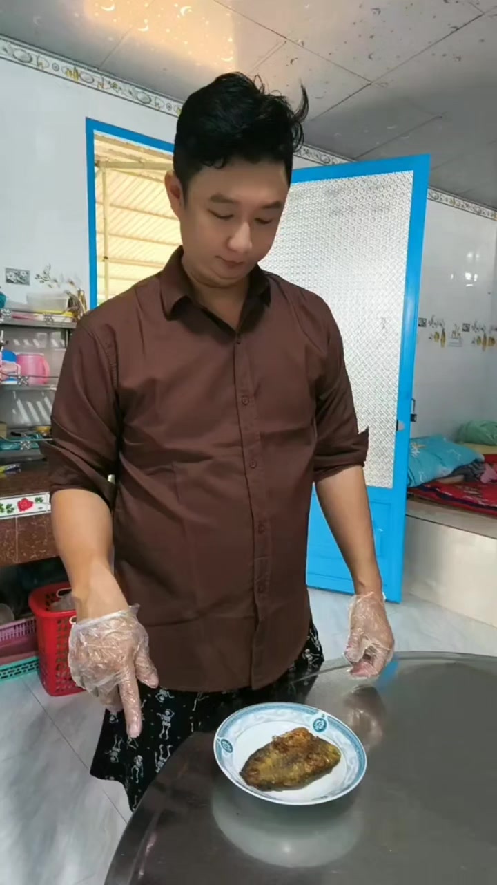 @FB:Quốc Kh&aacute;nh