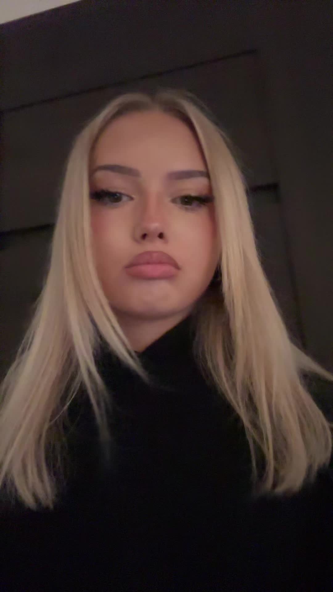 @𝑆𝑧𝑐𝑧𝑒̨𝑠́𝑛𝑖𝑎𝑘