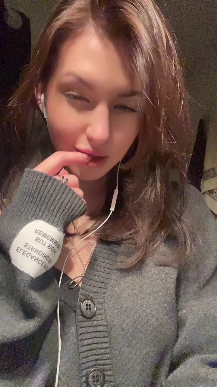 @vaaalensiaaas