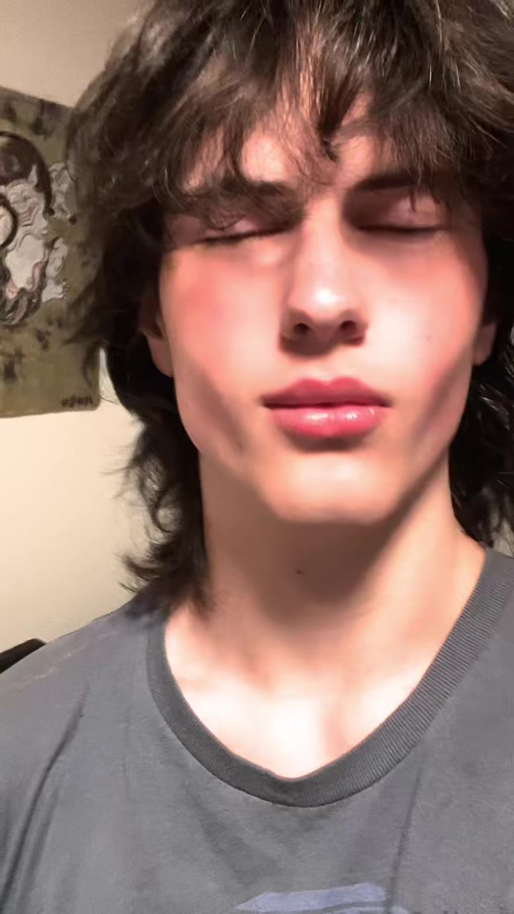 @colin.