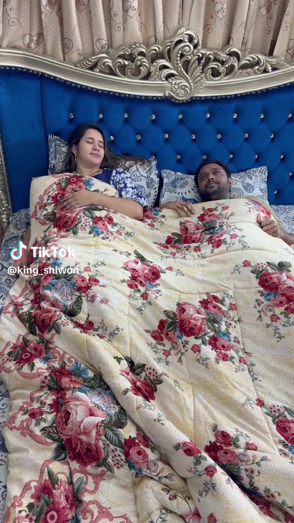 @শিশির ভেজা