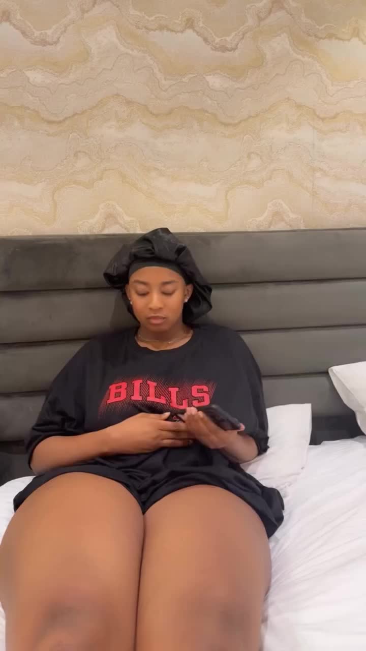 @DJdimplenipple