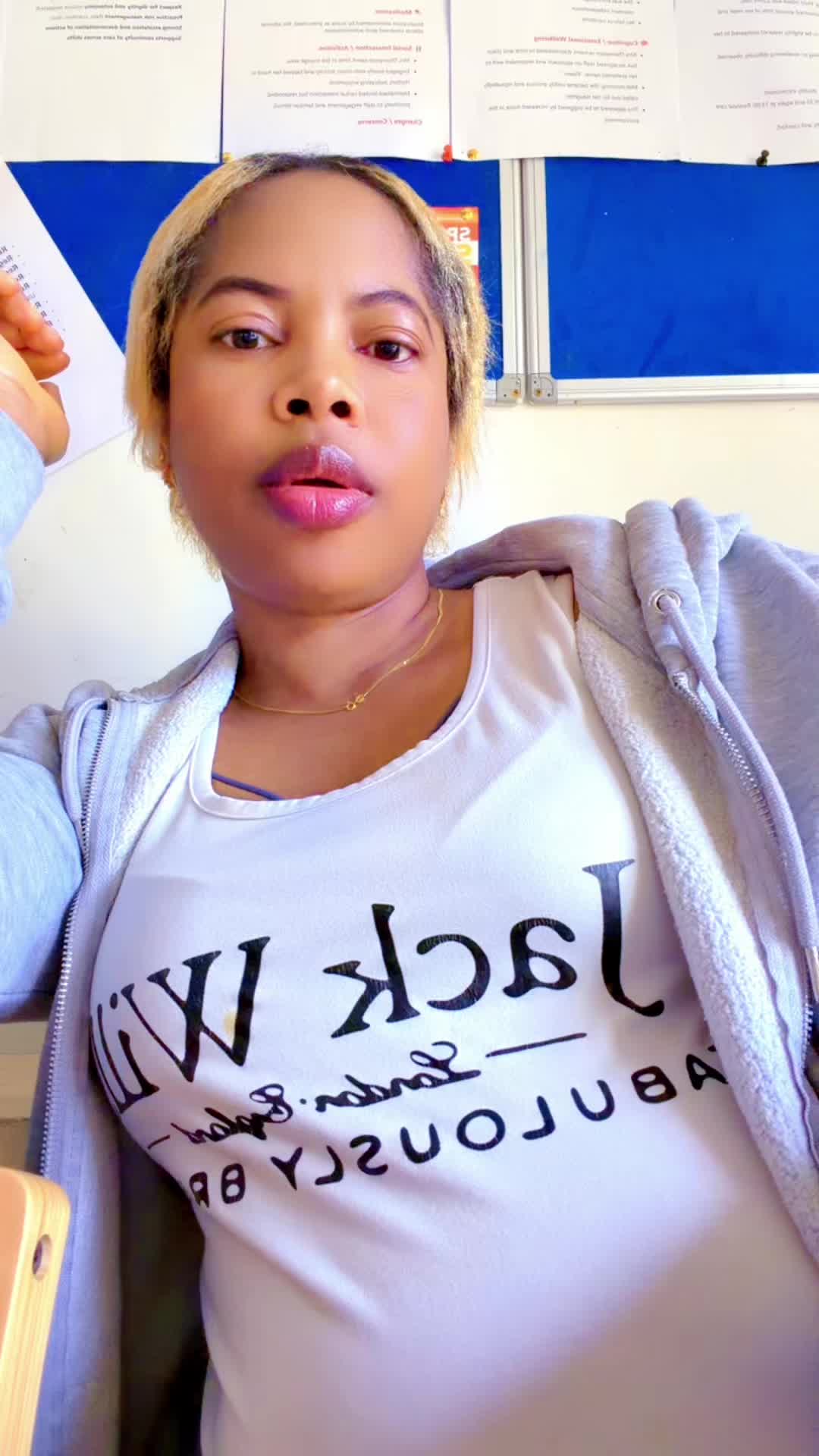 @goldenmama