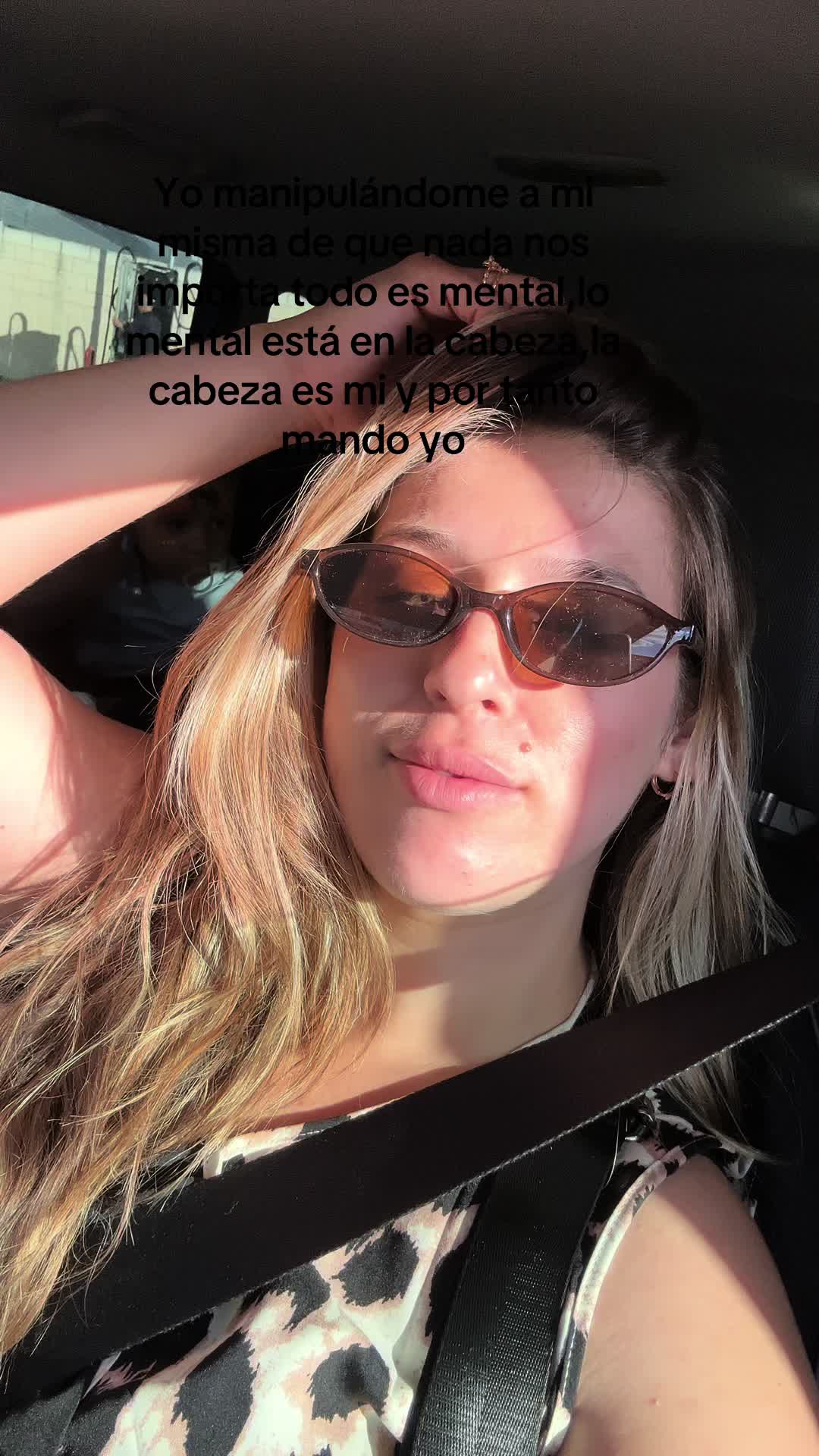 @sarakmoreno