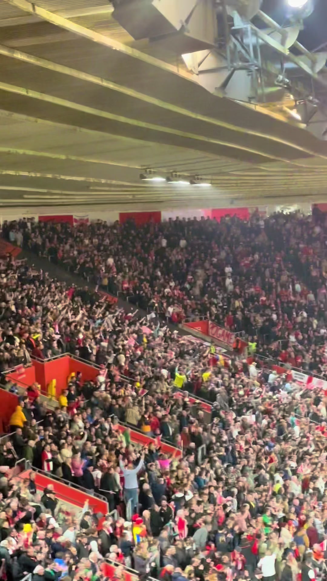 @SFC_ Live in the present❤️🤍❤️