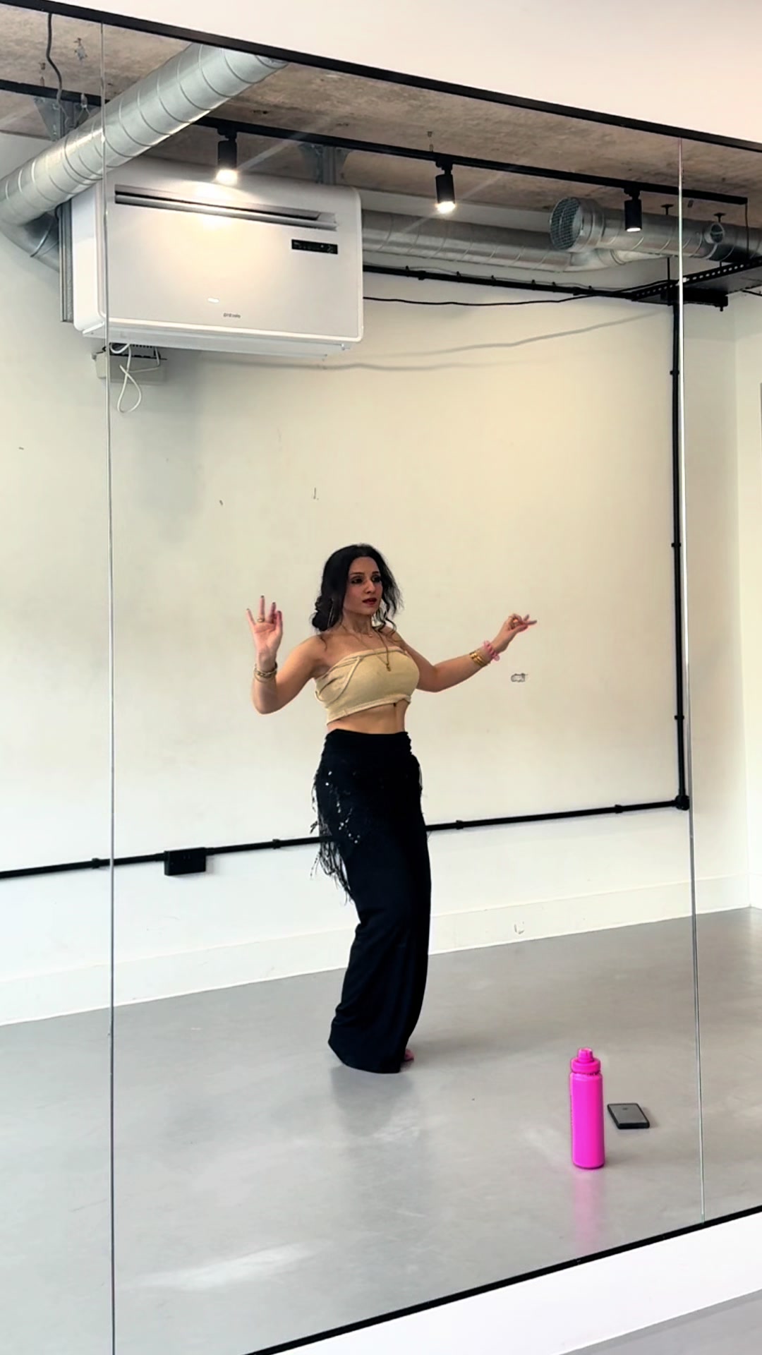 @spice ⚜️ belly dancer