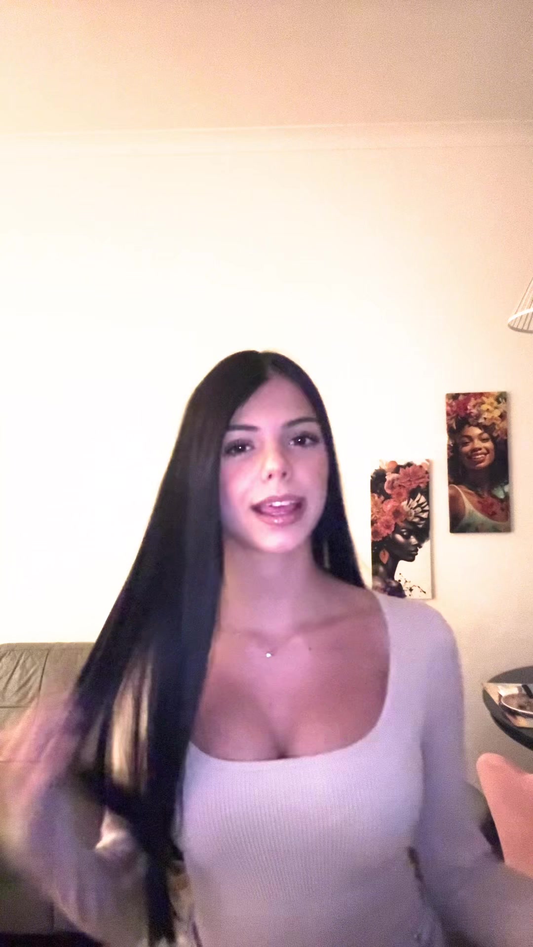 @auroraa