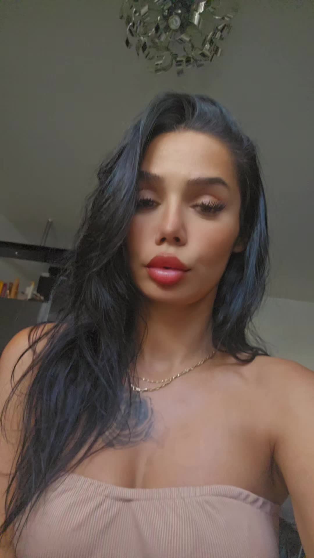 @nikoleta
