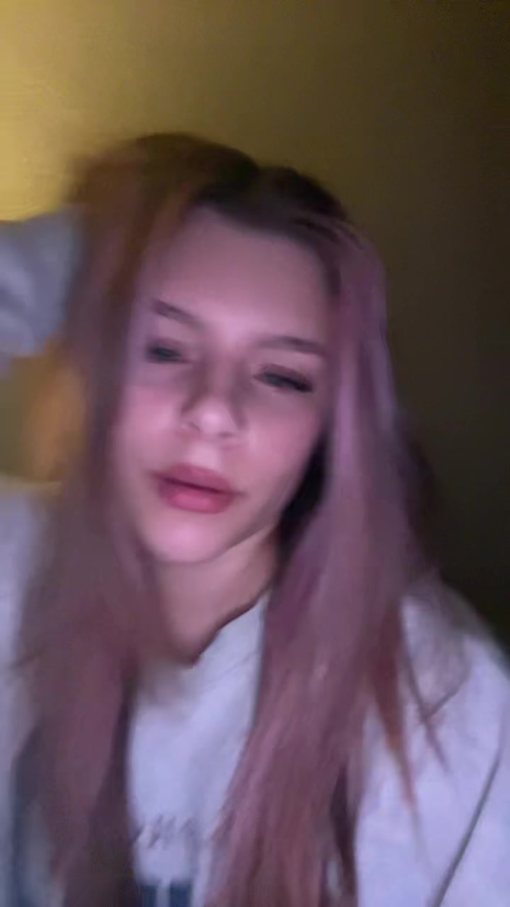 @Melinaaods