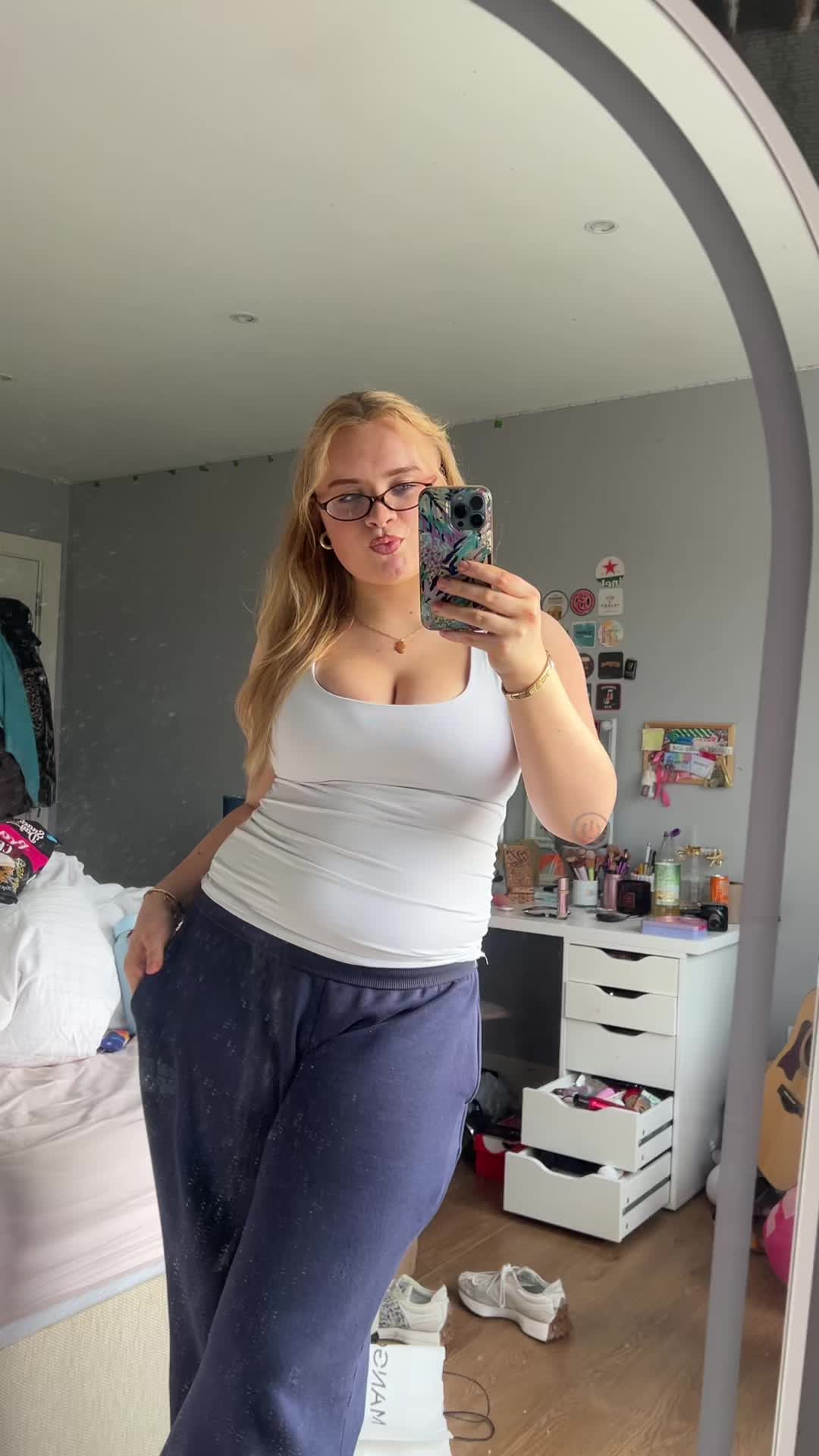 @️viv