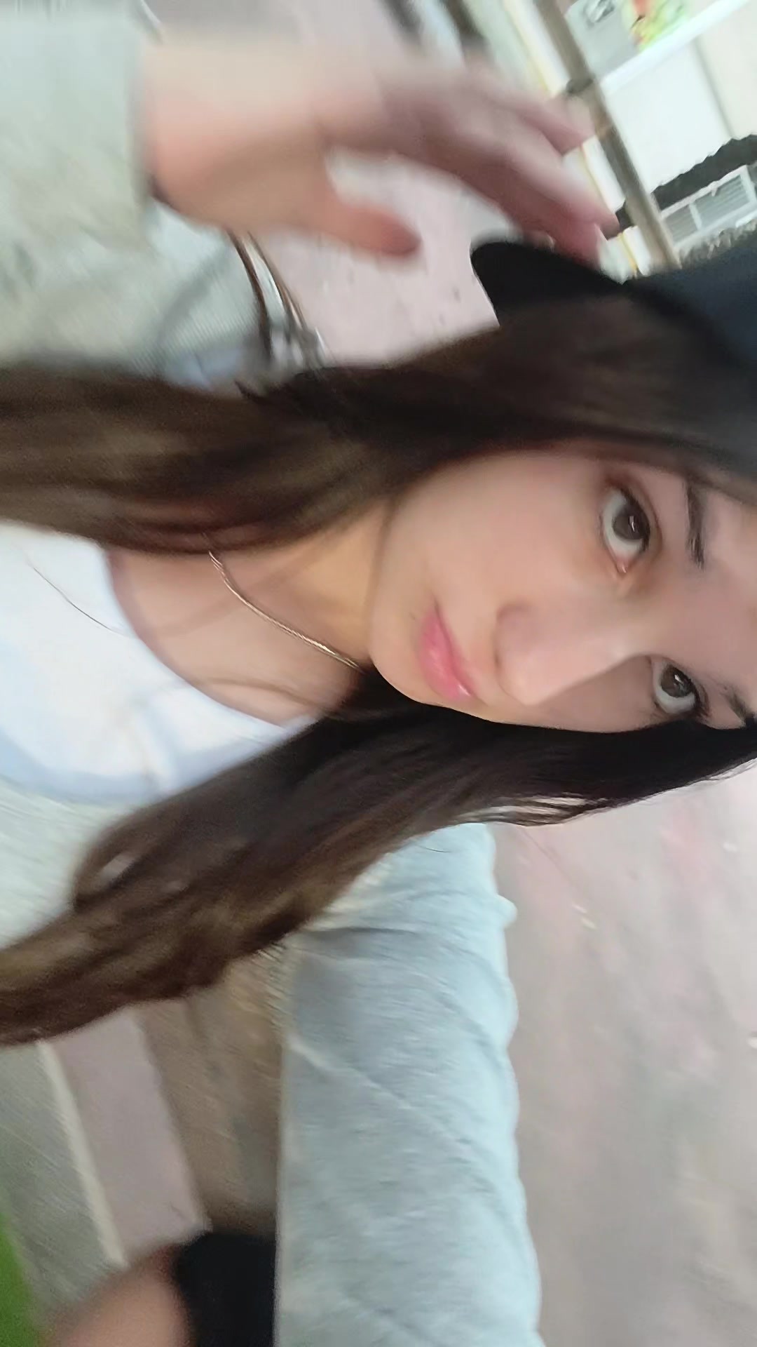 @️