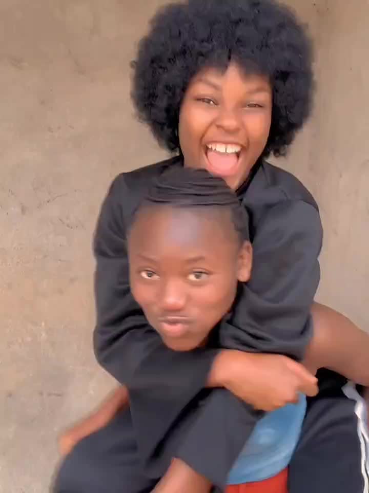 @zari
