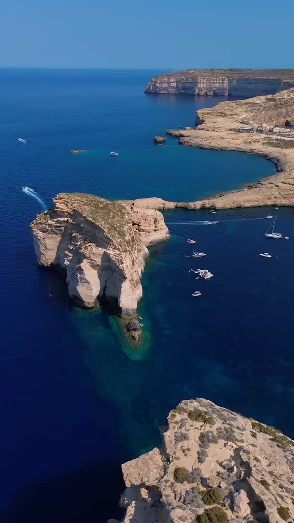 @VisitGozo