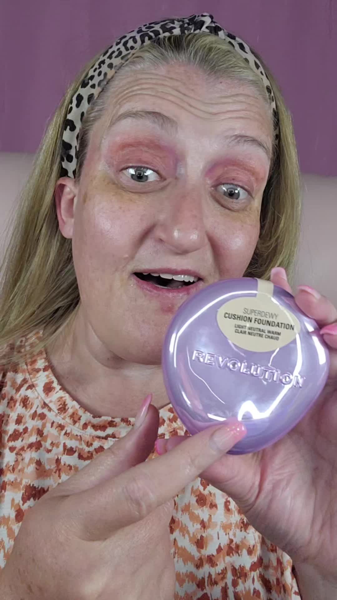 @Charmakeupcorner