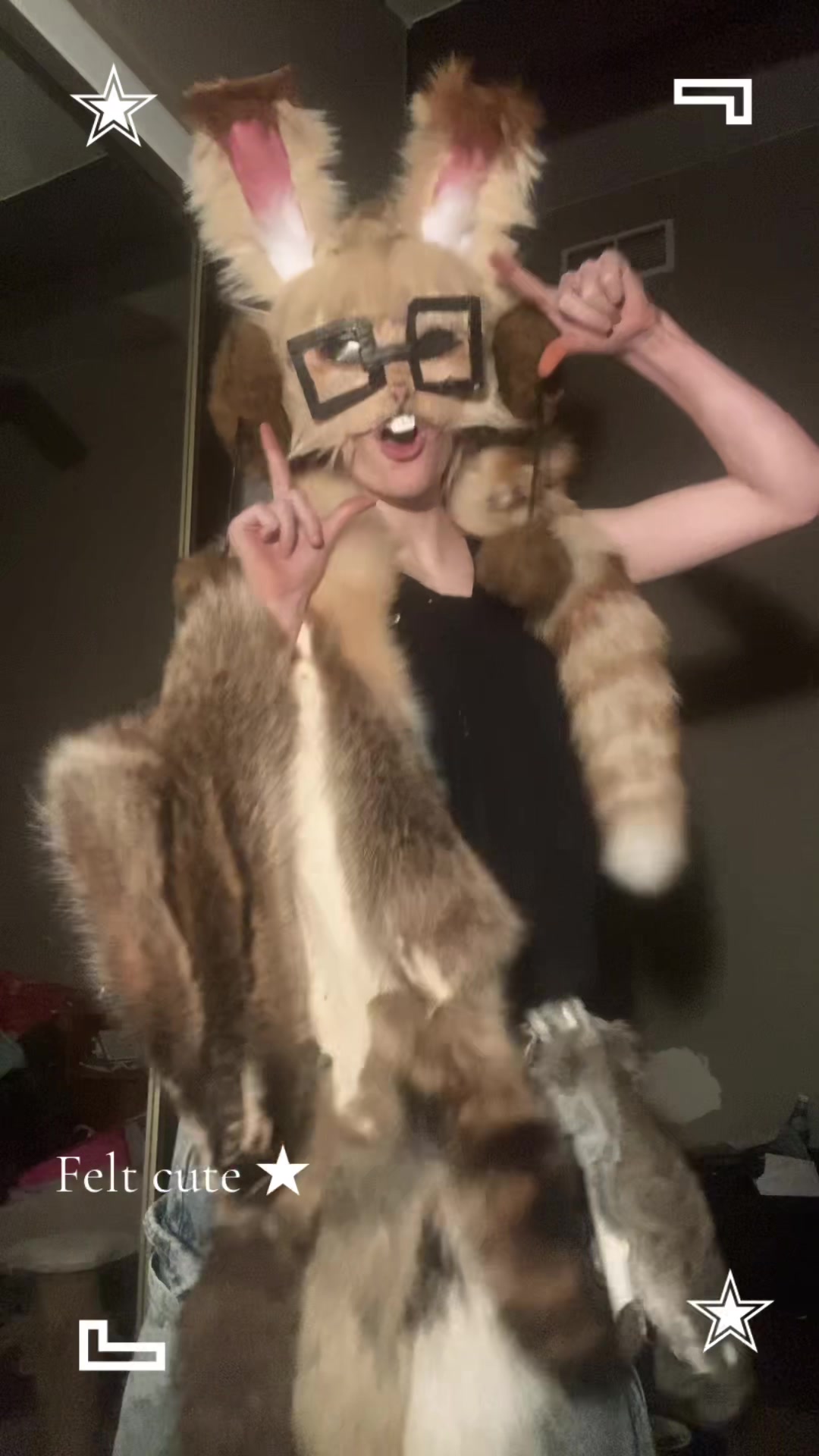 @{ 🧶 ᖇOᑕKY🐇🎪 }