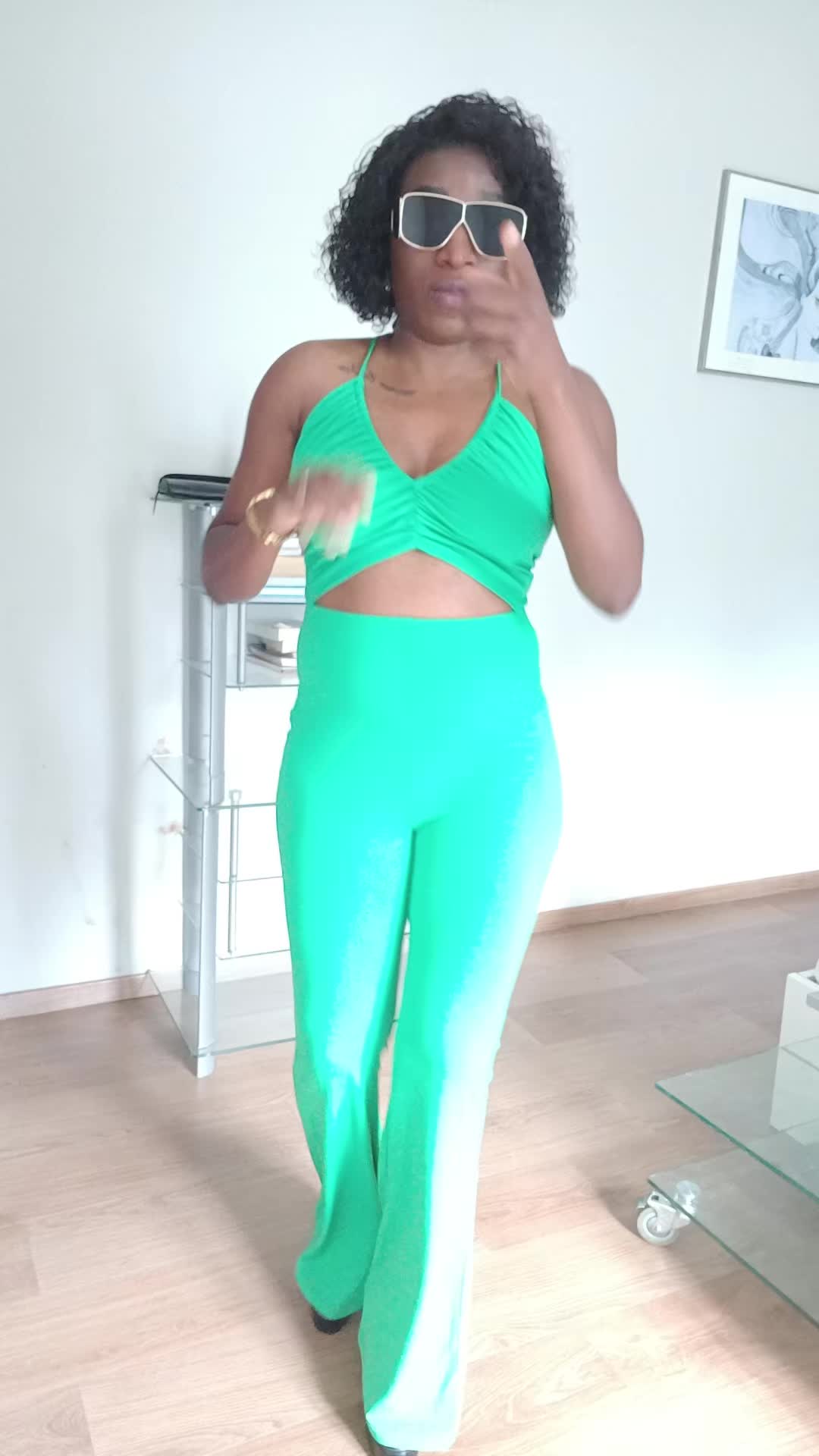 @lealaris