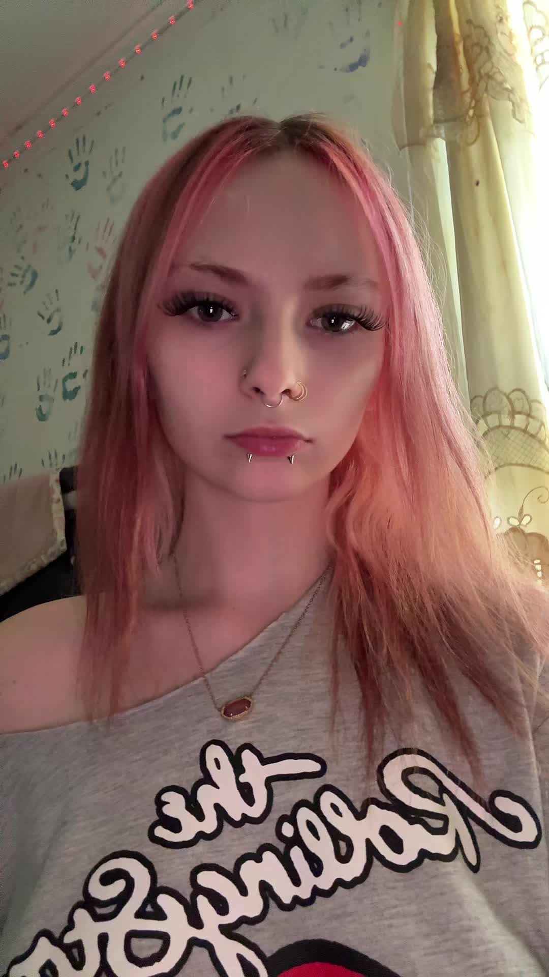 @is.it.zoey?.