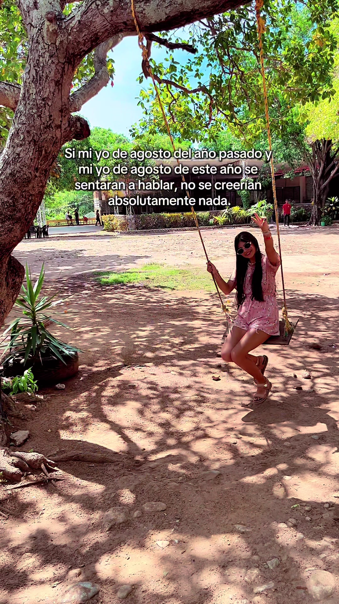 @lautabares_
